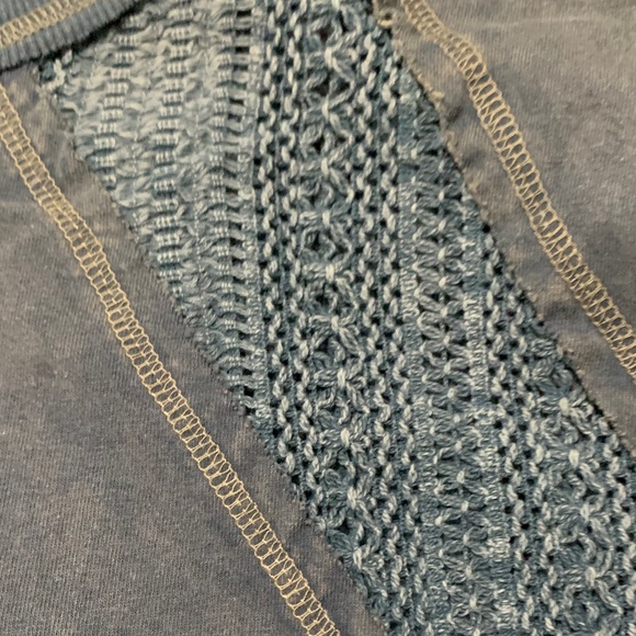 Oli & Hali Two-Tone Raglan Sleeve — Slate Blue & Cream - Picture 4 of 10